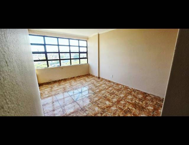 3 BEDROOM PROPERTY TO RENT IN SYDENHAM